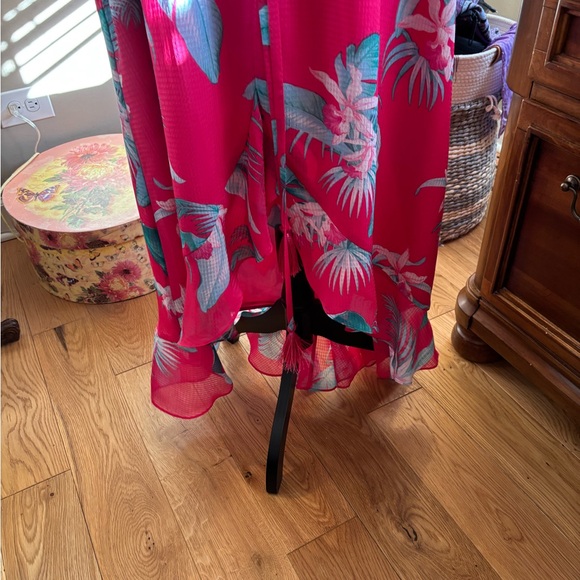 Women’s ~Tommy Bahama ~Hot Pink Tropical Maxi Dress with Teal Accents! 💕 - Picture 6 of 14
